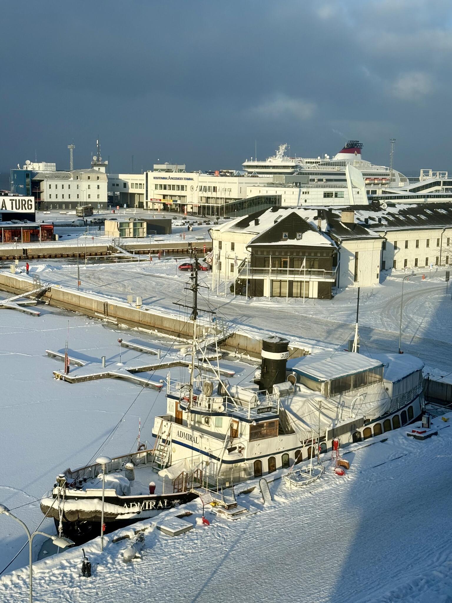 Quartier Rotermann - Viru - Port